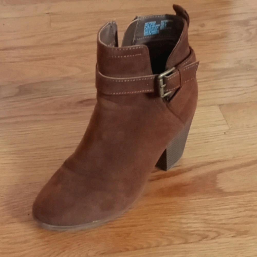 Time & Tru Ankle Boots